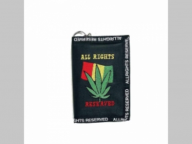 All Rights Reserved - GANJA  pevná textilná  s výšívaným logom so zapínaním na suchý zips s kovovou retiazkou a karabínkou na zaistenie